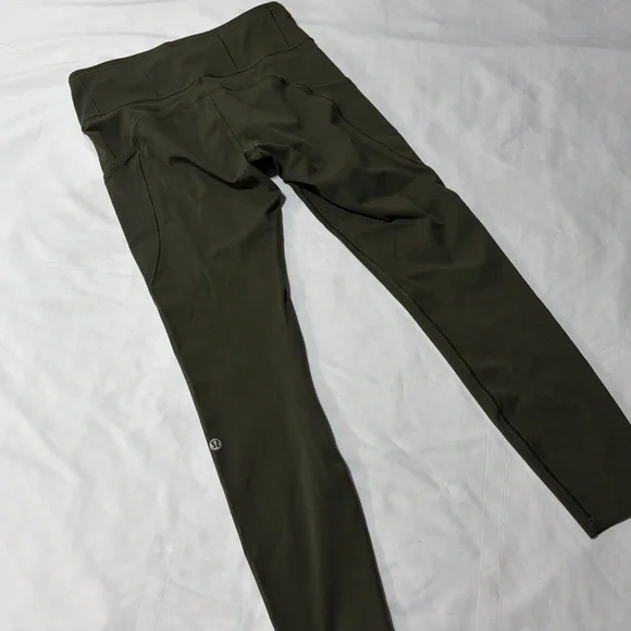 Lululemon olive green leggings size 6 - Picture 2 of 10